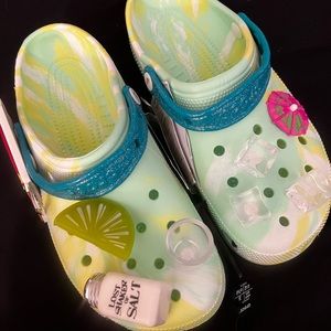 Margaritaville crocs